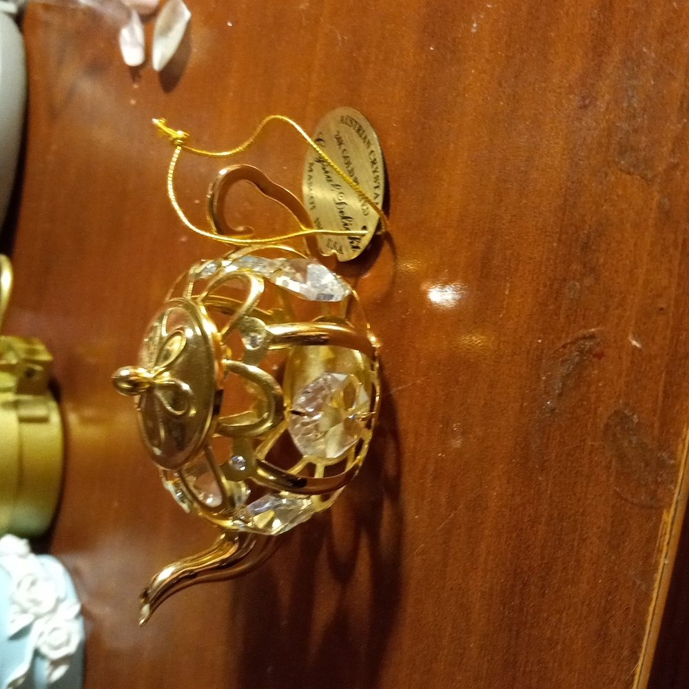 Australia crystal